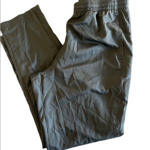 Men's UNDER ARMOUR black ankle zip track pants size Large in excellent shape